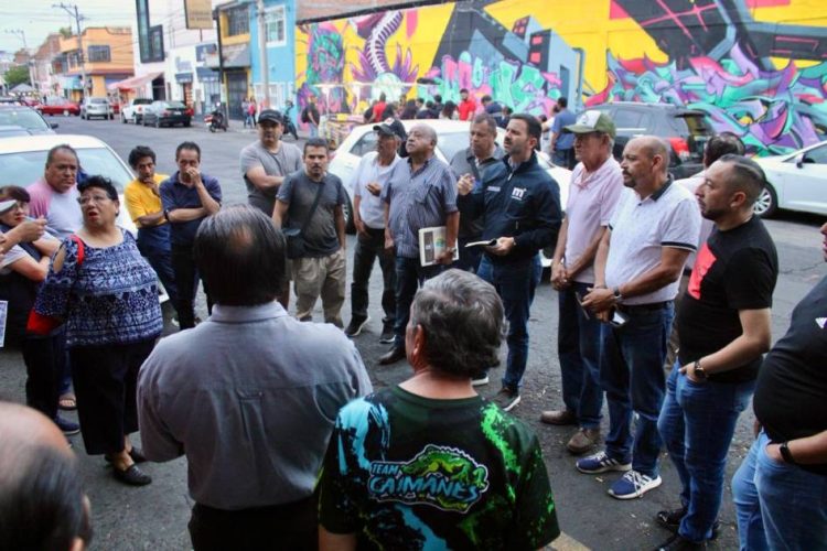 Yankel Benítez instruye mejora de servicios en colonia Juárez