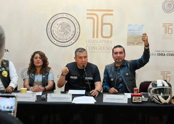 Barragán recibe iniciativa ciudadana para proteger a motociclistas de conductores irresponsables