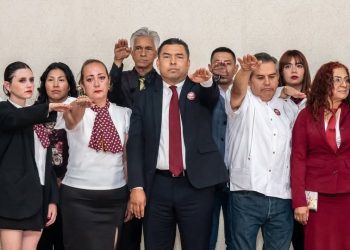 Exalumnos de la UMSNH celebran regreso a clases y piden no detener nuevamente la actividad académica