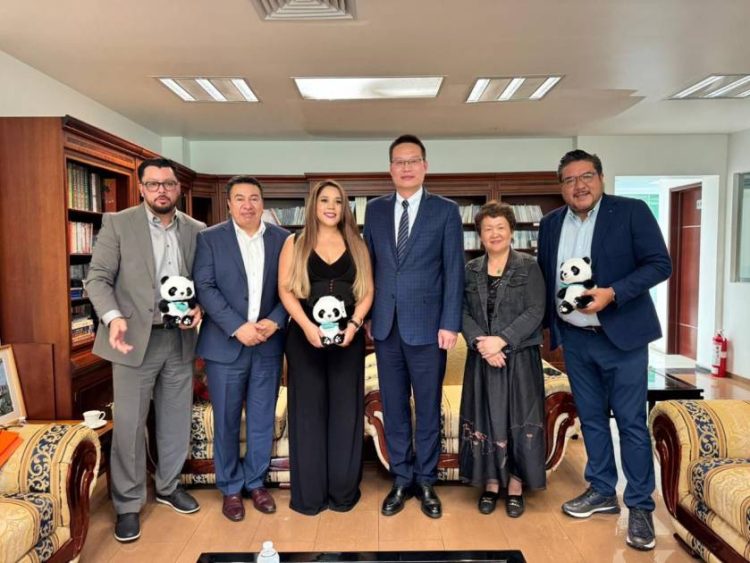 Xóchitl Ruiz González abre nuevas oportunidades de intercambio académico, cultural y deportivo para estudiantes e investigadores