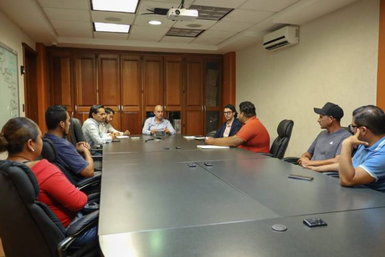 Adolfo Torres supervisará infraestructura hidráulica de Uruapilla
