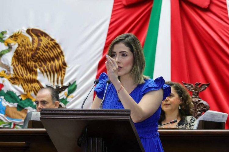 Propone Brissa Arroyo implementar órdenes de protección ante violencia digital