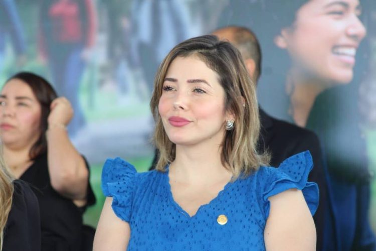 Plantea Brissa Arroyo transversalidad institucional para alcanzar igualdad sustantiva