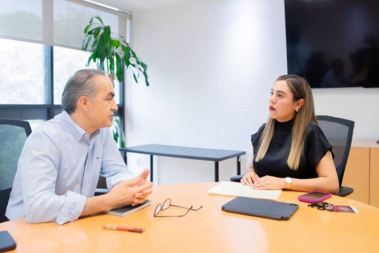 Dayana Pérez fortalece gestión para atender necesidades de Salvador Escalante