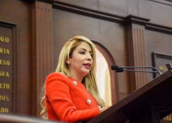 Propone Ana Belinda Hurtado que los adultos mayores sólo paguen el 50% en servicio de transporte público en Michoacán
