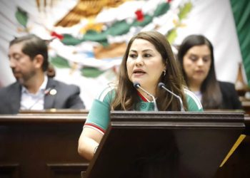 Jackie Avilés presenta iniciativa para combatir la violencia en el deporte