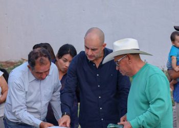 Adolfo Torres acuerda acciones conjuntas para mejorar drenaje en La Aldea