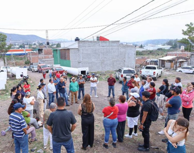 Adolfo Torres acuerda acciones conjuntas para mejorar drenaje en La Aldea