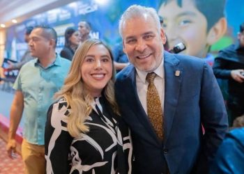 Reafirma Dayana Pérez compromiso con la niñez y adolescencia de Salvador Escalante