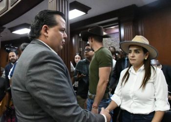 Diputados del PRI apoyan al Movimiento del Sombrero para que no se limiten las candidaturas independientes