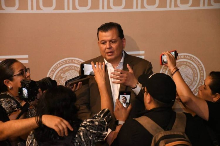 Hay alcaldes y diputados vinculados al crimen organizado y las reformas no prevén sanciones a los partidos que los postulan: Memo Valencia