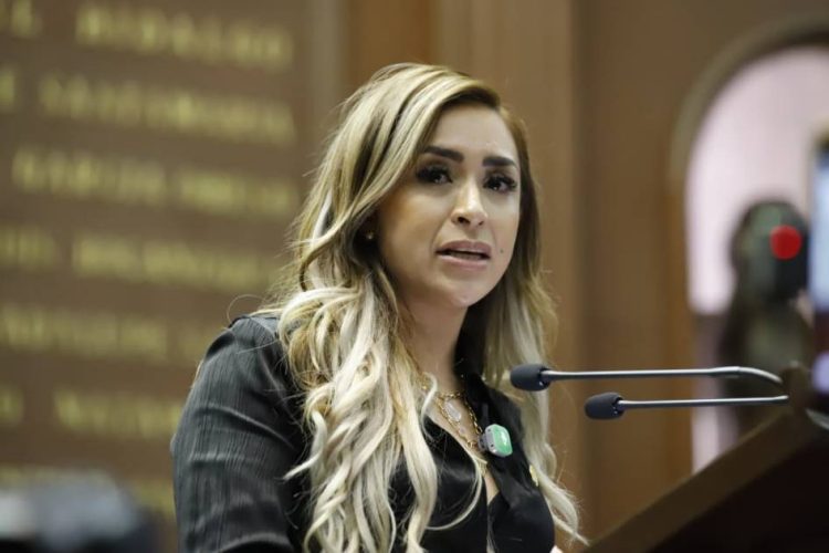 Impulsa Grecia Aguilar reforma para incorporar la sombra urbana como herramienta frente al cambio climático