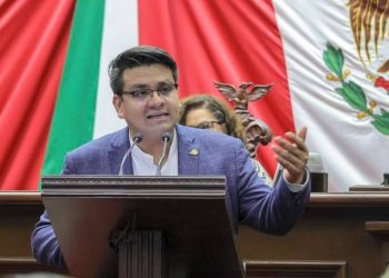 Reconoce Toño Carreño a los comunicadores en el día de la Libertad de Expresión