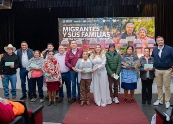 Impulsa Dayana Pérez acciones de apoyo para familias migrantes de Salvador Escalante