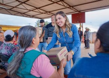 Dayana Pérez fortalece el diálogo con las comunidades de Salvador Escalante