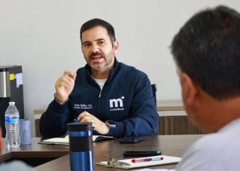 Recibe Yankel Benítez a asociaciones vecinales de Morelia