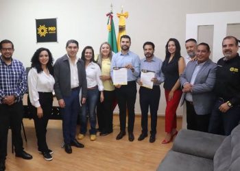 Octavio Ocampo presentó su licencia al Comité Ejecutivo Estatal del PRD Michoacán