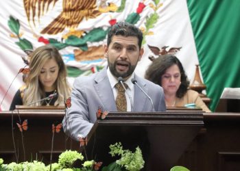 Octavio Ocampo propone poner orden en asilos y casas de atención en Michoacán para garantizar cuidados dignos a adultos mayores
