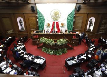 Aprueba Congreso del Estado licencia a Carlos Torres Piña, para ausentarse del cargo de Fiscal General de Michoacán