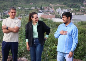 Entrega Sandra Arreola apoyos de infraestructura escolar en Morelia