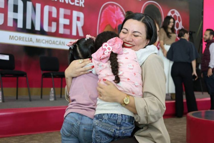 Apoyo económico fortalece atención de niñas y niños con cáncer en Michoacán