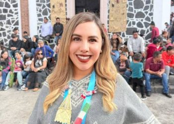 Dayana Pérez acompaña celebración de Corpus Christi y torneo tradicional de básquetbol en Ichupio