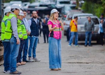 Arranca Dayana Pérez Mendoza la rehabilitación integral en la calle Prolongación Hidalgo en la cabecera municipal de Salvador Escalante