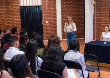 Impulsa Grecia Aguilar Mercado Parlamento Juvenil Incluyente en Zitácuaro