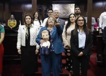 Congreso del Estado toma protesta como diputada a Julieta García Zepeda