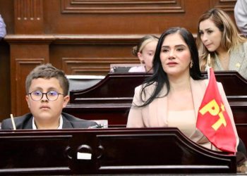 Reconoce Diana Espinoza participación de niños y niñas en el Parlamento Infantil Incluyente 2026