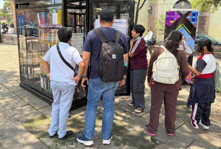SeCultura Morelia detalla dinámica de préstamo de libros en cabinas de lectura