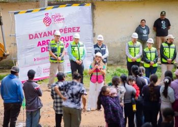 Nuevas obra de pavimentación en calles de Santa Clara del Cobre arranca Dayana Pérez