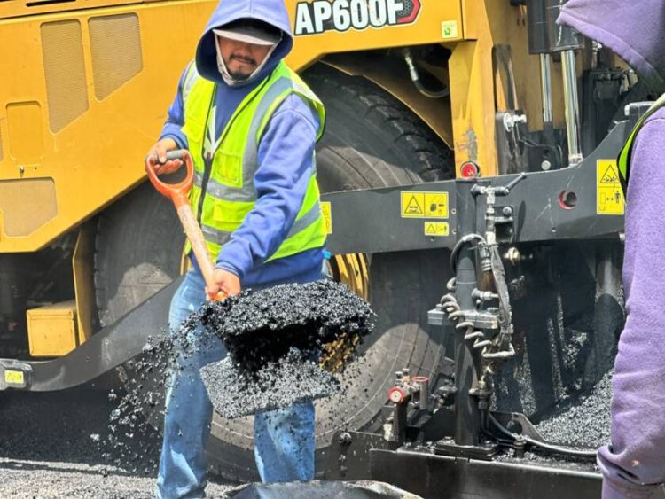 Vecinos y locatarios destacan rehabilitación de avenida Quinceo