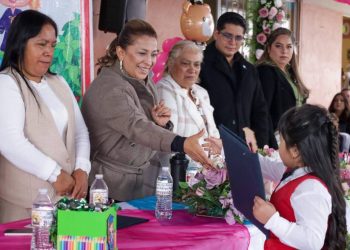 Educación, la mejor inversión para el futuro de Quiroga: Alma Mireya González