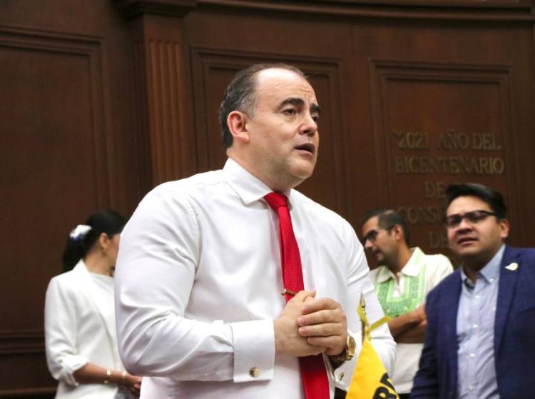 Aprueba Congreso sanciones contra la sumisión química; Baltazar Gaona impulsó la iniciativa