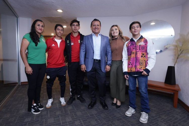 El deporte, la mejor inversión para arrebatarle a la delincuencia a nuestros jóvenes: Carlos Torres Piña