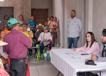 Suma Gladyz Butanda propuestas del sector campesino para la transformación de Copándaro