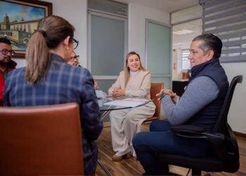 Dayana Pérez Mendoza fortalece coordinación con la CFE para garantizar el éxito de la 60 Feria Nacional del Cobre Martillado 2026