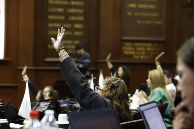 Mayor protección a los derechos de las personas mayores: 76 Legislatura