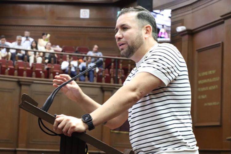Mayor democracia y soberanía en Michoacán con la aprobación de la reforma que elimina la reelección y el nepotismo electoral: Reyes Galindo
