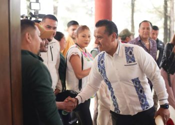 Michoacán avanza con autogobiernos, pero debemos consolidar esa conquista para que no haya un revés: Carlos Torres Piña