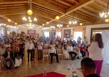 Carmen Pille Calderón y Ángel Sigala asumen dirigencia estatal de Somos México en Michoacán