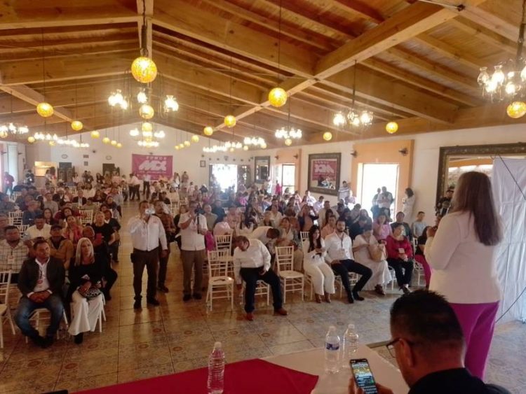 Carmen Pille Calderón y Ángel Sigala asumen dirigencia estatal de Somos México en Michoacán