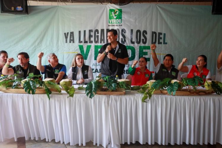 Presenta Ernesto Núñez en Lázaro Cárdenas el plan “Michoacán Competitivo”