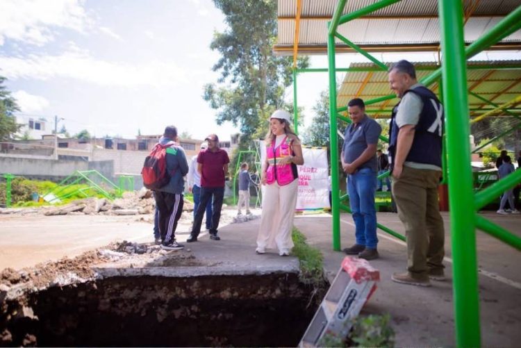 Fuerte impulso a espacios dignos para el deporte y la convivencia en Salvador Escalante realiza Dayana Pérez