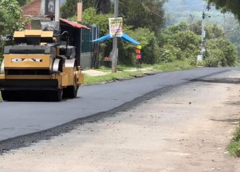 Gobierno de Morelia lleva Programa de Reencarpetamiento a Santiago Undameo
