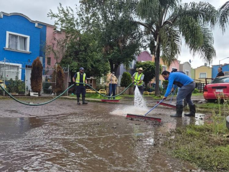 Intensifican las labores de limpieza en Hacienda Tiníjaro, tras afectaciones por inundaciones