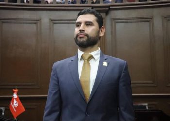 Octavio Ocampo expresa solidaridad con  familias de migrantes michoacanos