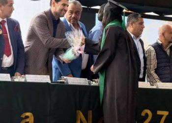 Escuelas de Zitácuaro invitan como padrino de generación a Octavio Ocampo