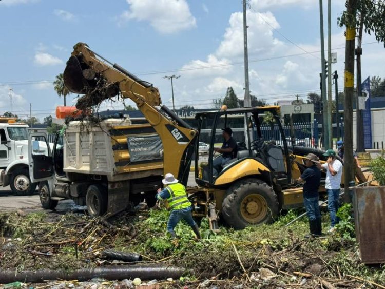 Gobierno Municipal atiende encharcamientos en colonia Benito Juárez